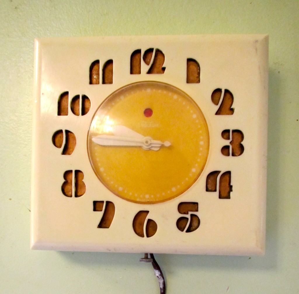 Groovy kitchen clock