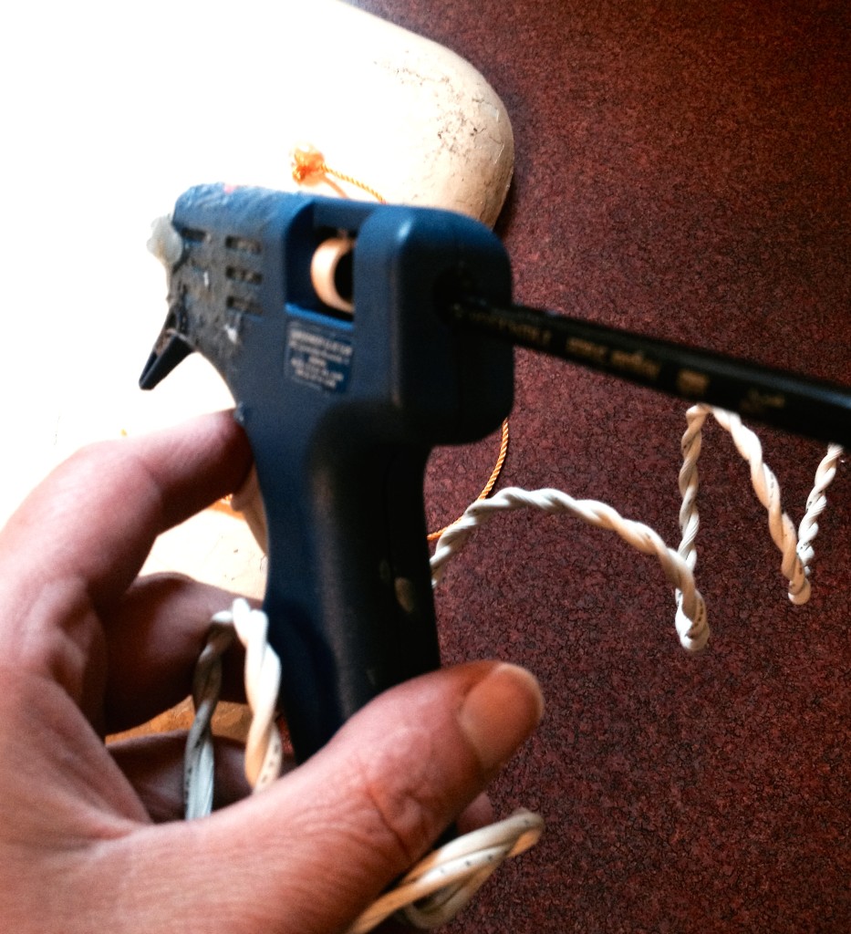 Hot glue gun