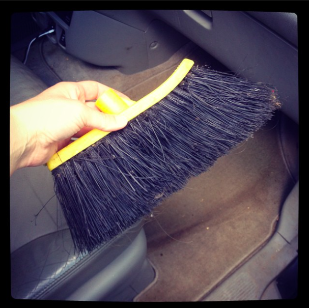 Hand broom