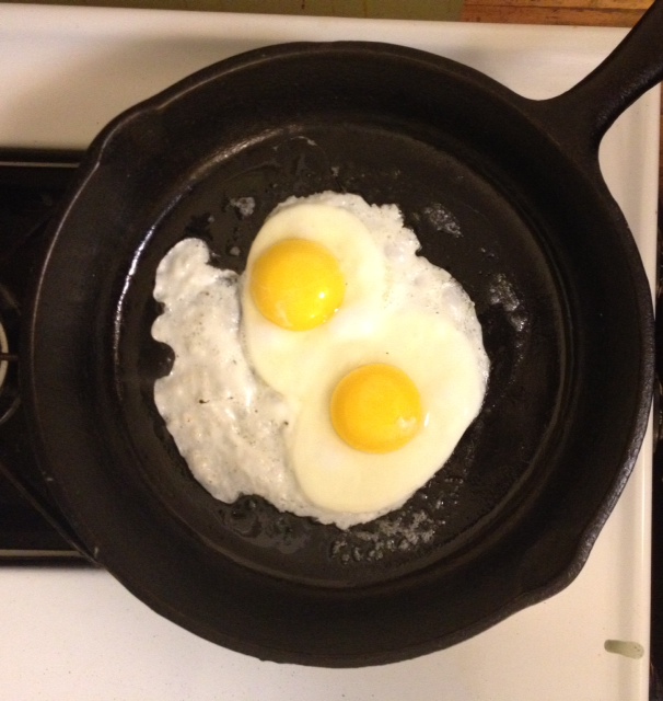 Cast iron skillet