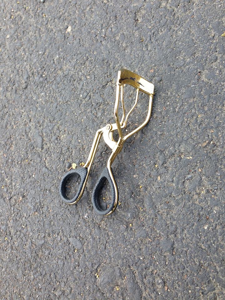 free eyelash curler