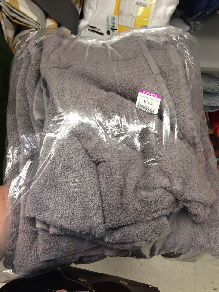goodwill towels