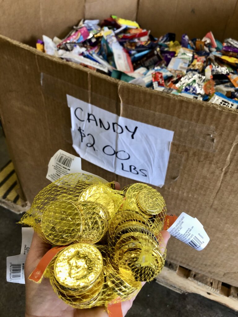 Frugal Halloween Candy for Trick-or-Treaters