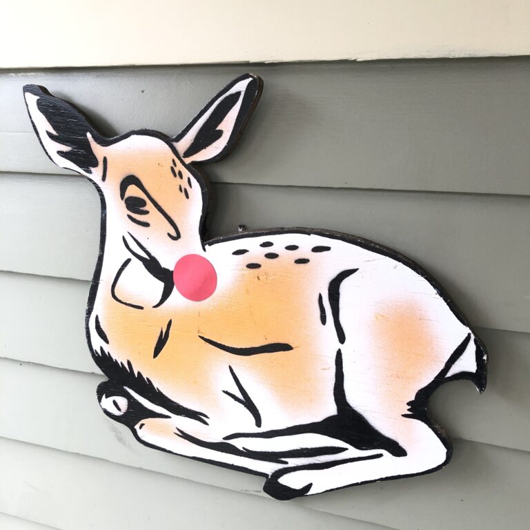 Goldie Fawn Wishes you a "Merry Christmas!"