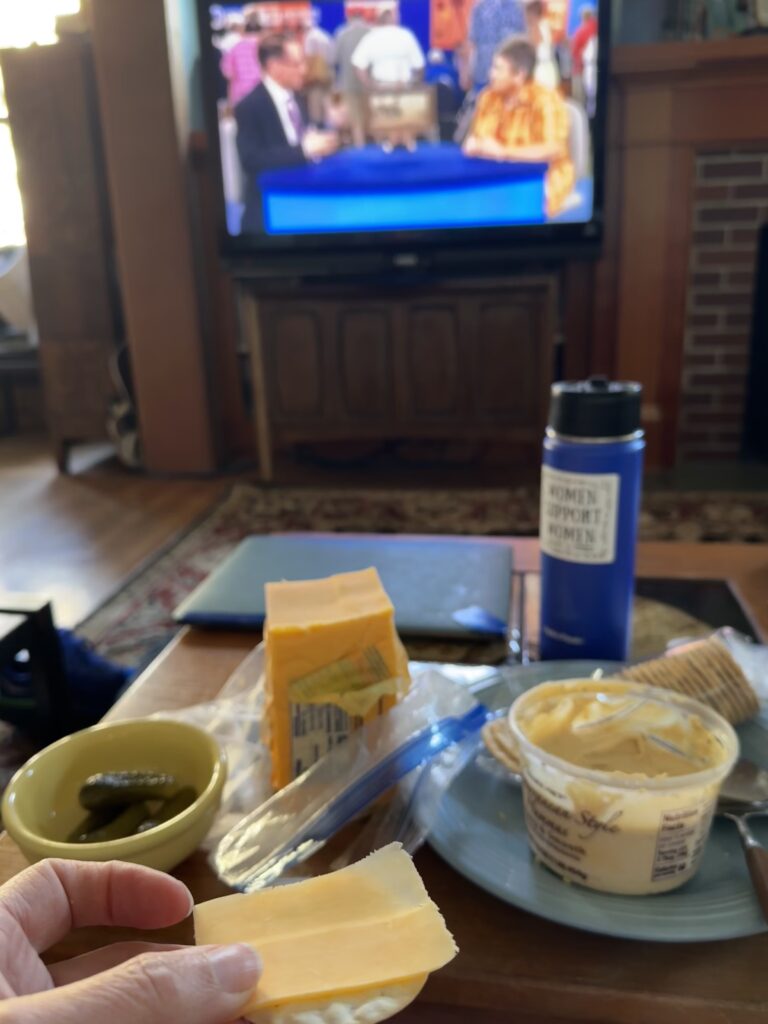 Five Frugal Things -- Sumo Wrestlers & a Tidbit Dinner